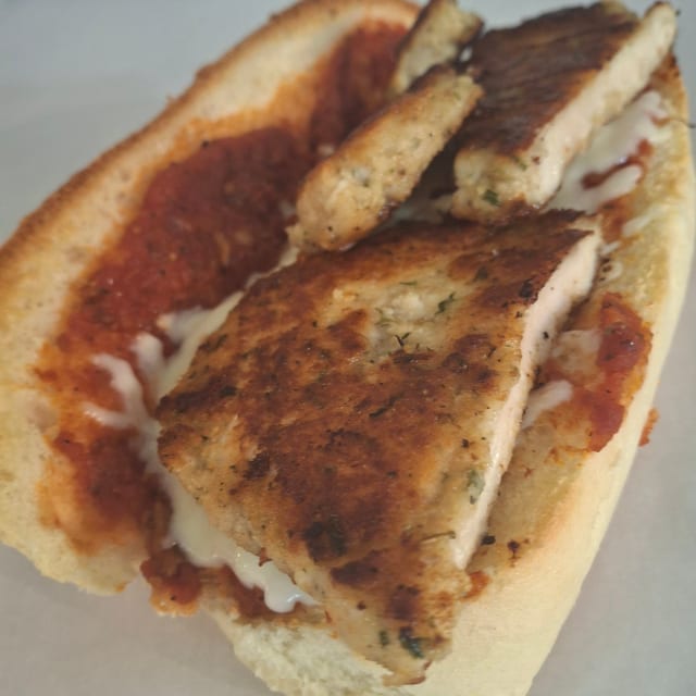 Chicken Parm Small (8In).